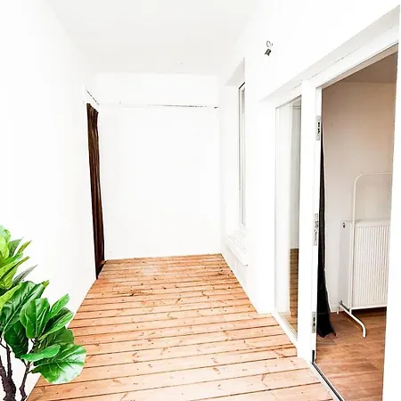 Stylish On The Waterfront Near Historic Center Dom wakacyjny *